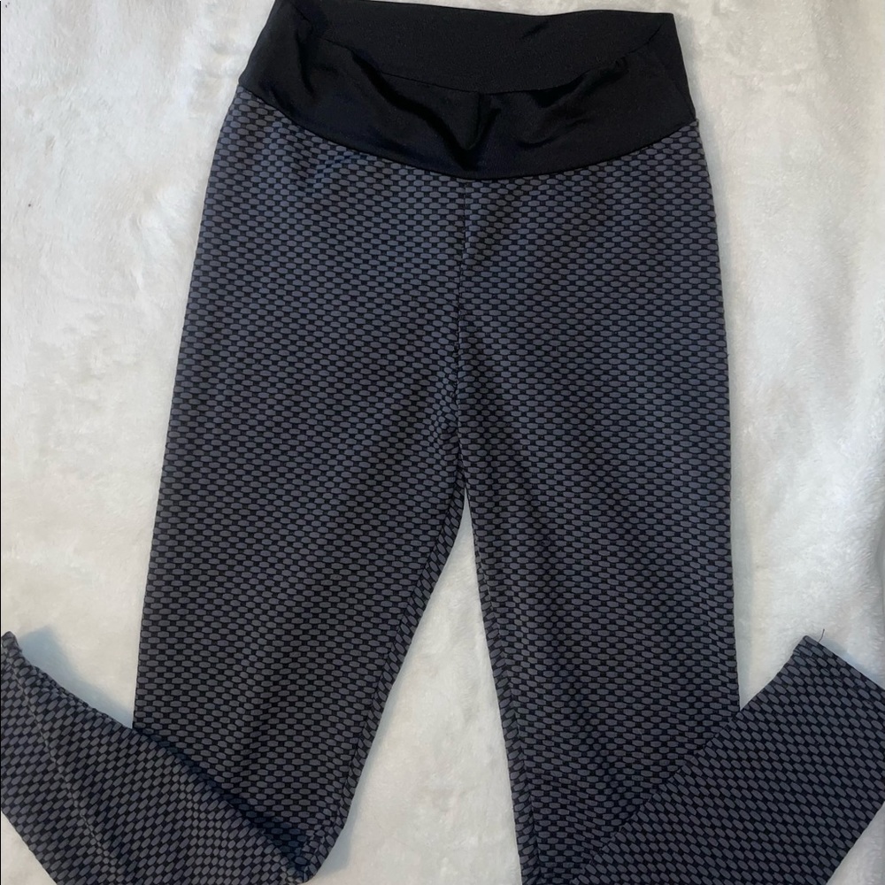 Tik tok butt scrunch leggings